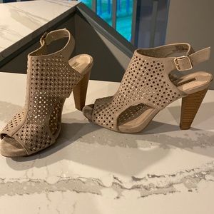 Women’s Sandals